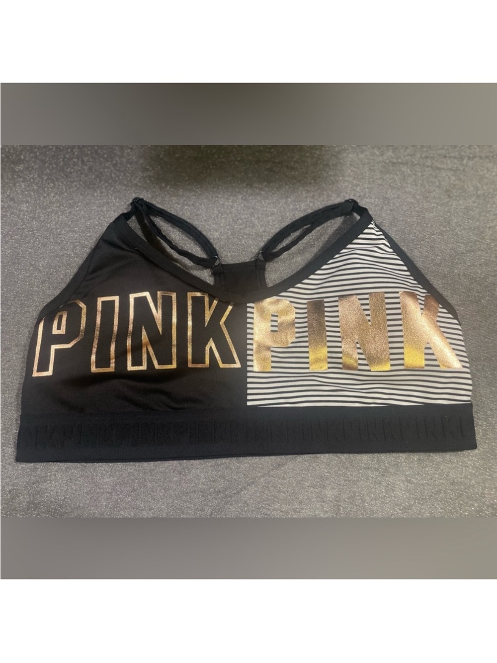 NWOT Victoria's Secret
PINK ULTIMATE Rose Gold
Foil Sports Bra size L